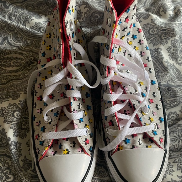 Colorful star converse size 81/2 womens - Picture 4 of 4